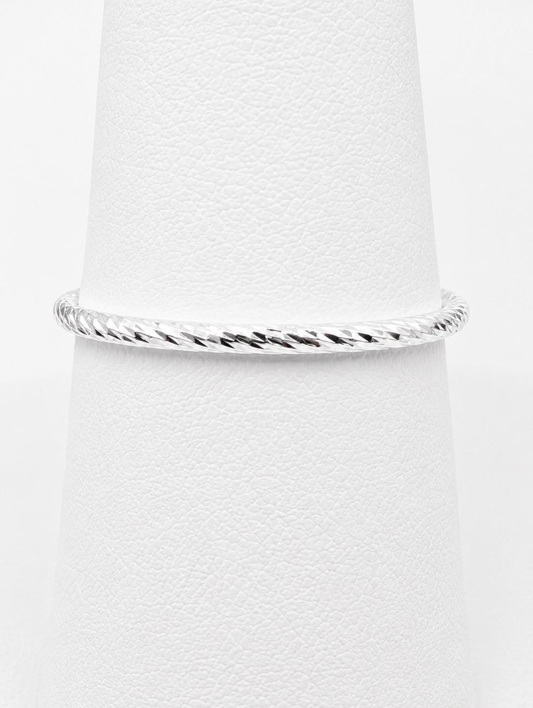 Diamond-Cut Sterling Silver Stacker Ring – 1.5mm